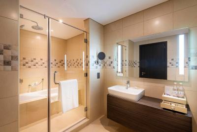 سنتارا وست بی رزیدنس اند سوئیتس دوحه