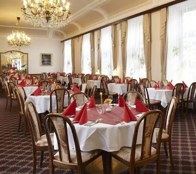 اُریا اسپا هتل بهمیا