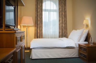 اُریا اسپا هتل بهمیا