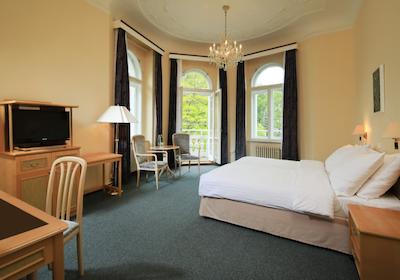 اُریا اسپا هتل بهمیا