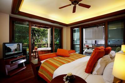 سنتارا گراند بیچ ریزرت اند ویلاز کرابی