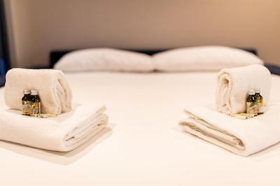 رامیرز فلاتز اند بار