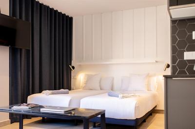 رامیرز فلاتز اند بار