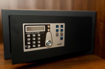 رامیرز فلاتز اند بار