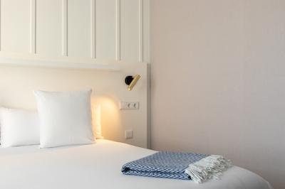 رامیرز فلاتز اند بار