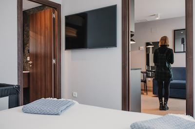 رامیرز فلاتز اند بار