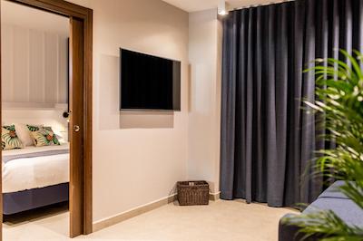 رامیرز فلاتز اند بار