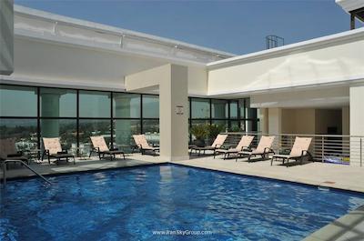 هالیدی این سندتون