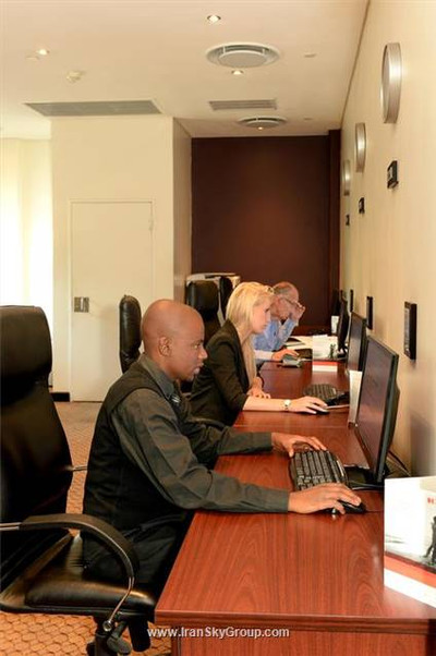 هالیدی این سندتون