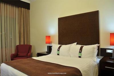 هالیدی این سندتون