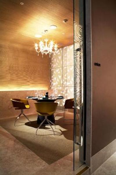 لت هتل ورلد