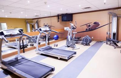 بست وسترن پرمیر ترنتو آیرپرت کارلینگویو هتل