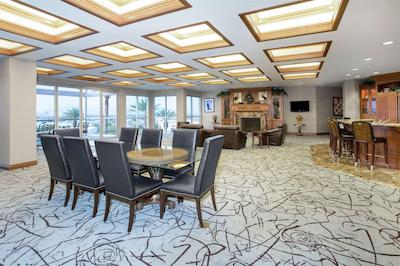 هموود سویتز اسود لاز وگاز