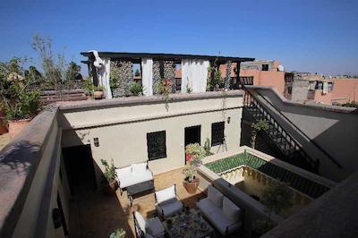 ریاد لا کرویکس بربر لوکس