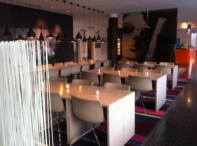 کمفرت هتل اسکیلستونا