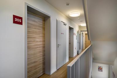 نووم هتل ایست اپارتمنتز