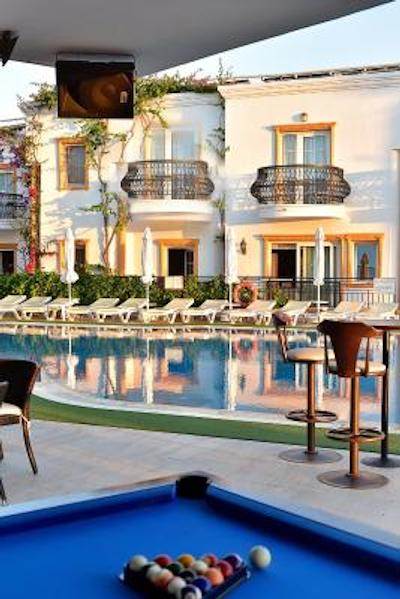 ترپیکانا بیچ هتل