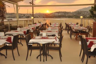 ترپیکانا بیچ هتل