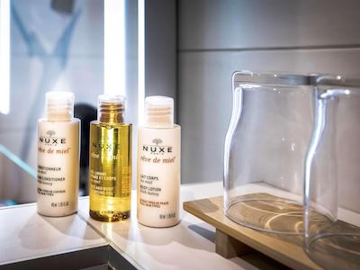 هتل مرکور منتپلیر سنتر کمدی