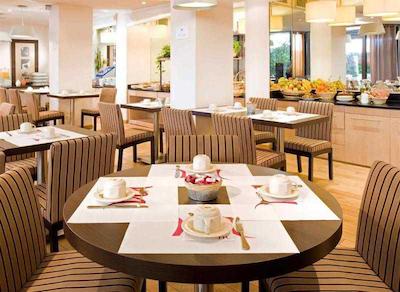 هتل مرکور منتپلیر سنتر کمدی