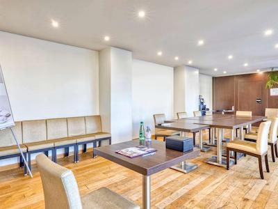 هتل مرکور منتپلیر سنتر کمدی