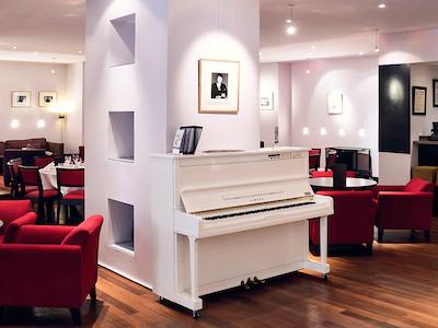 هتل مرکور منتپلیر سنتر کمدی