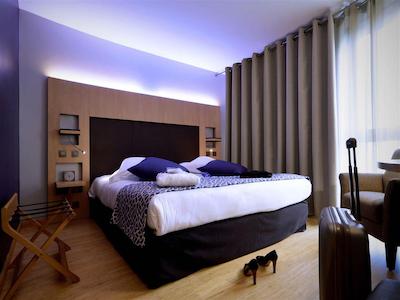 هتل مرکور منتپلیر سنتر کمدی