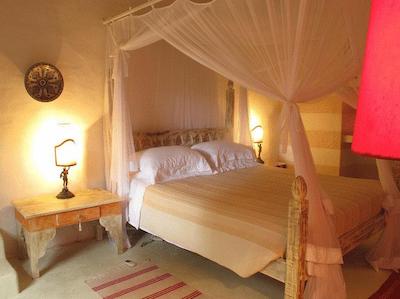 پوسادا اتنیا