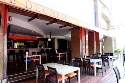 د داچس هتل اند رزیدنسز