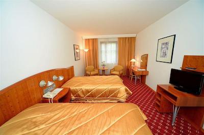 کریستال پالاس