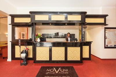 نووم هتل برمر هاوز