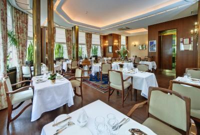 گراند کراوات