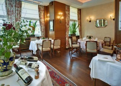 گراند کراوات