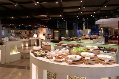 سوئیستل گرند شانگهای