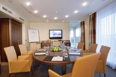 لیندنر هتل ام میچل