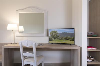 ایز ملاز ریزرت