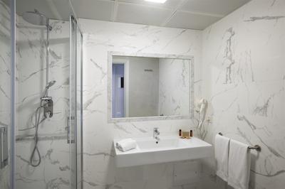 ایز ملاز ریزرت