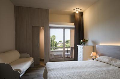 ایز ملاز ریزرت