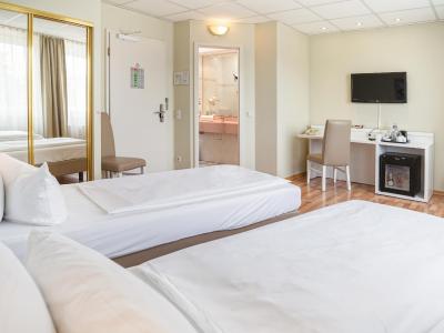 هتل ام سهلز کپنیک برلین بای گولدن تولیپ