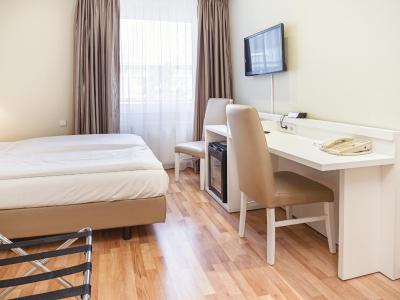 هتل ام سهلز کپنیک برلین بای گولدن تولیپ