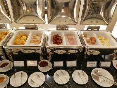 ات ایس سالادنگ