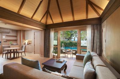 اماری وگو ریزرت