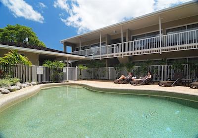 کمفرت این کیرنز سیتی