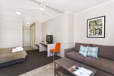 کمفرت این کیرنز سیتی