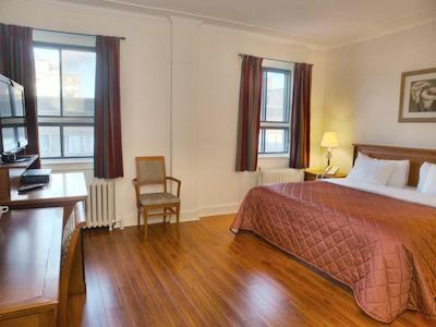 هتل است-دنیز