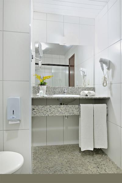 هتل ویلاج این ریبیرو پرتو