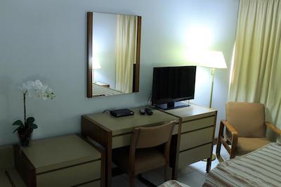 هتل ناشننال این بلو هریزنت