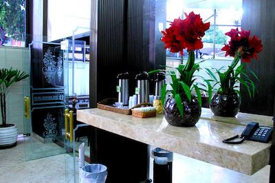 هتل ناشننال این بلو هریزنت