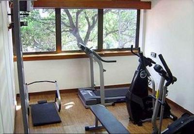 هتل ناشننال این بلو هریزنت