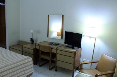 هتل ناشننال این بلو هریزنت